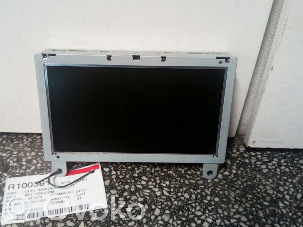 GPS navigation control unit/module   23452465,22764032,23452465,23420472,84117467