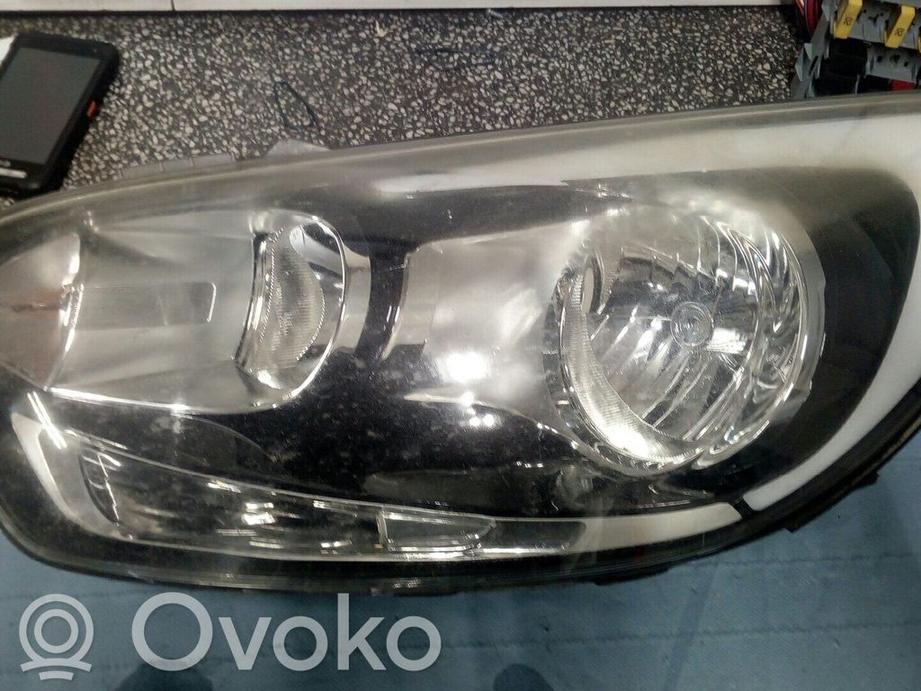 KIA Rio Scheinwerfer 