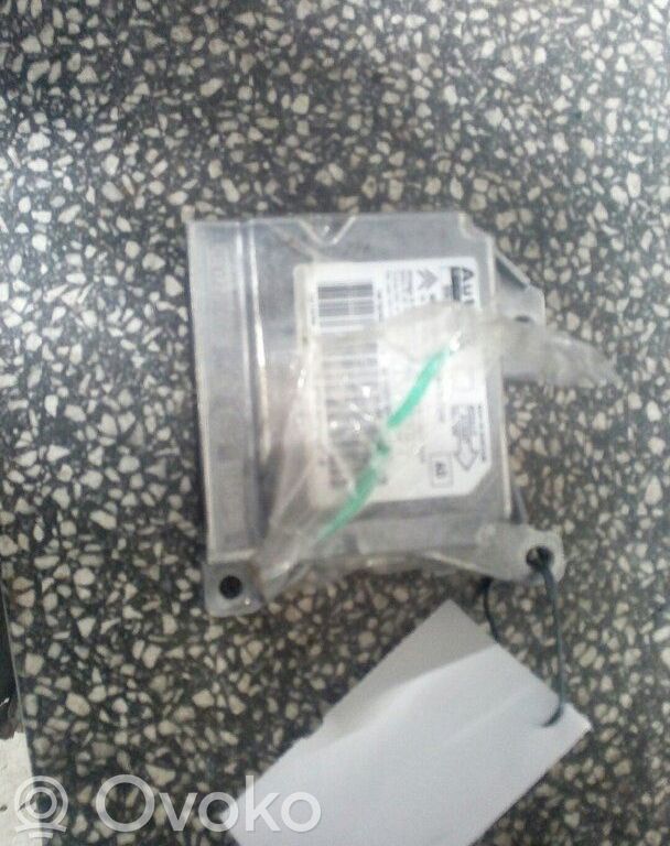 Citroen C3 Picasso Airbag control unit/module 