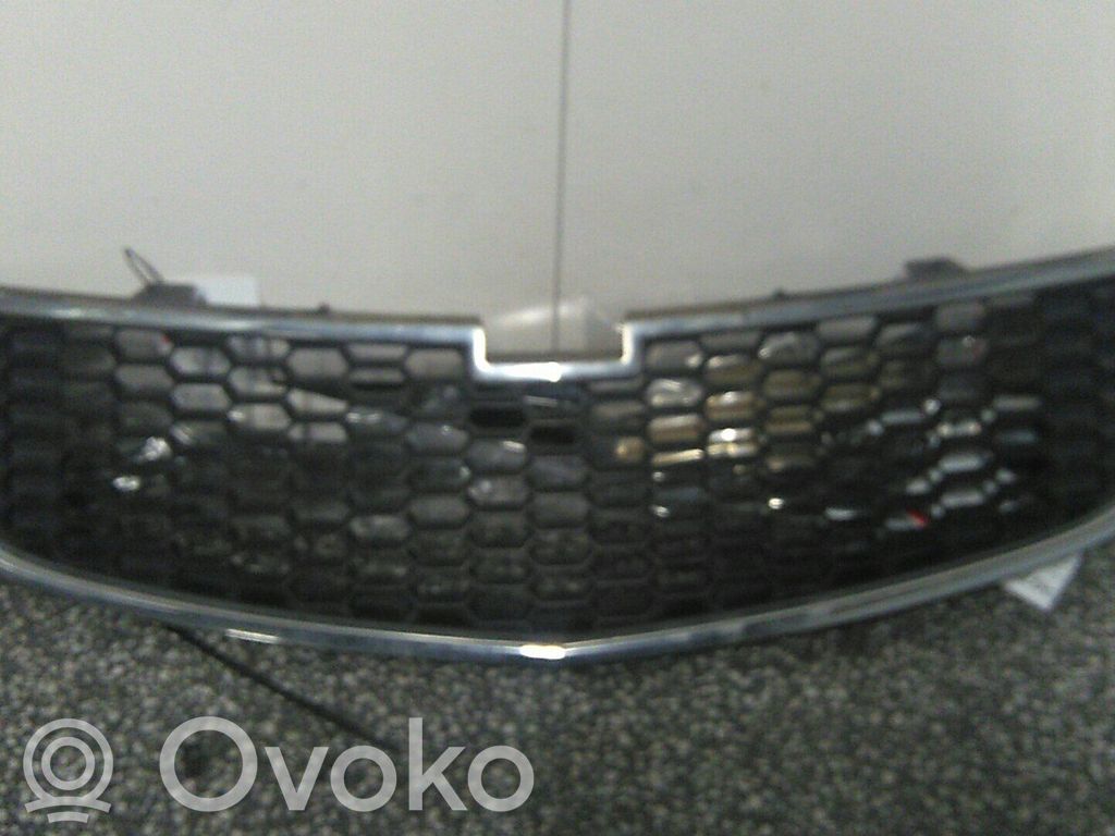 Chevrolet Spark Etusäleikkö 