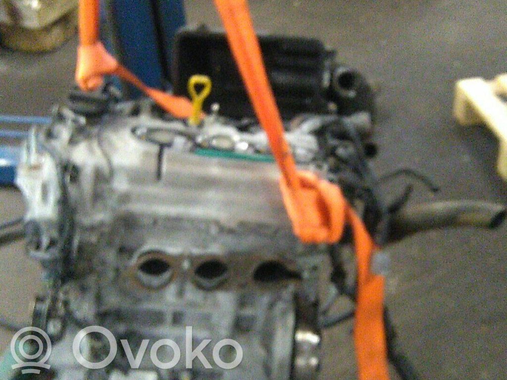 Suzuki Alto Двигатель 