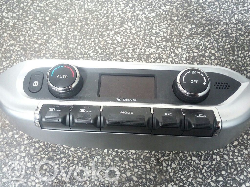 KIA Rio Climate control unit 