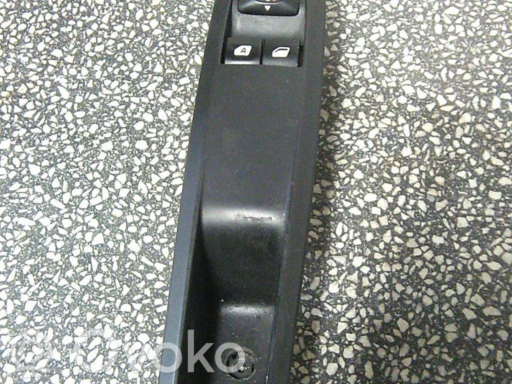 Citroen DS3 Electric window control switch 