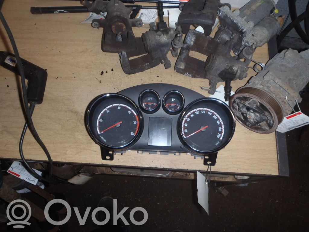Opel Meriva B Vitezometru (grup de instrumente) 