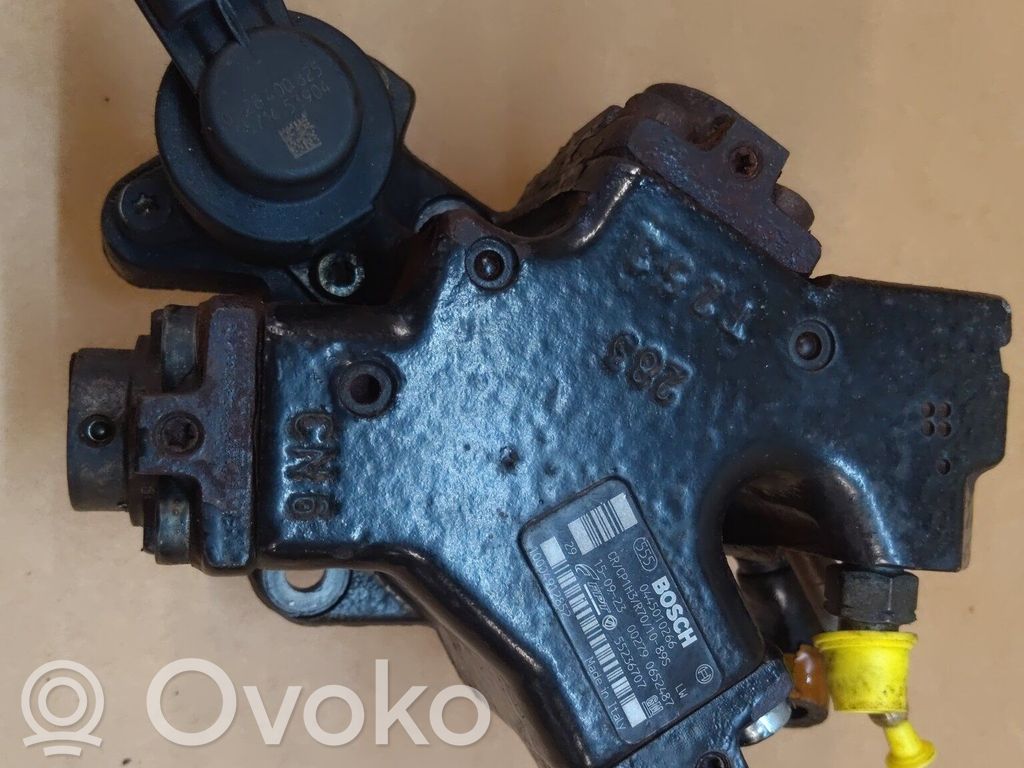 Pompa wtryskowa wysokiego ciśnienia   71796931,55255416,71796931,0445010265,0445010266,0445010425,0445010426,0986437069,0986437097,1780420,55236707,552367070,55245044,55255416,CS519A543AA,DR0108378A