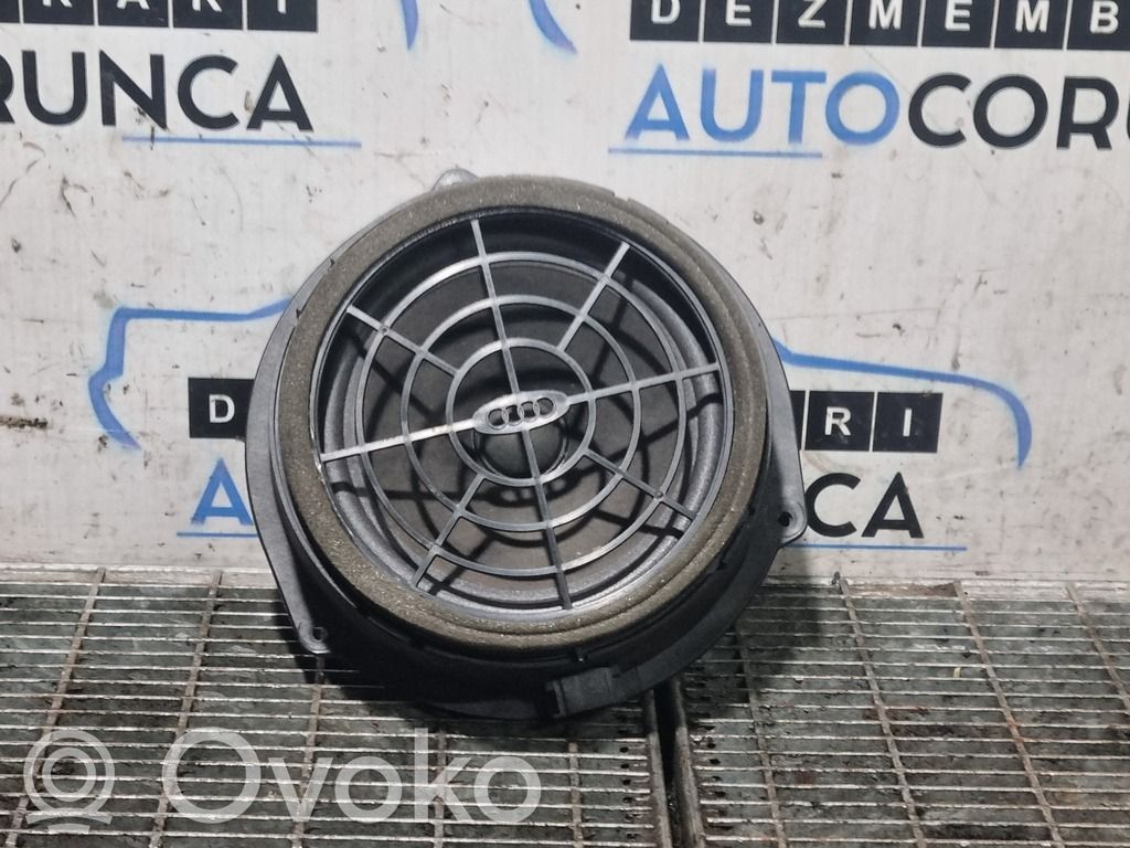 Altavoz de la puerta trasera