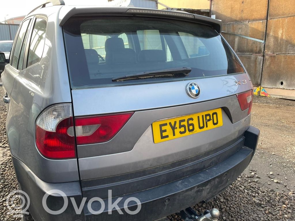 BMW X3 E83 Galinis dangtis (bagažinės) 