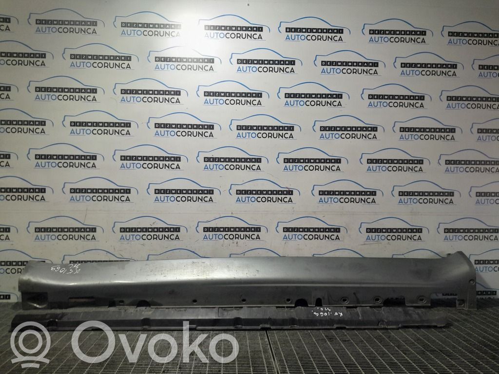 BMW X5 E70 Sill 