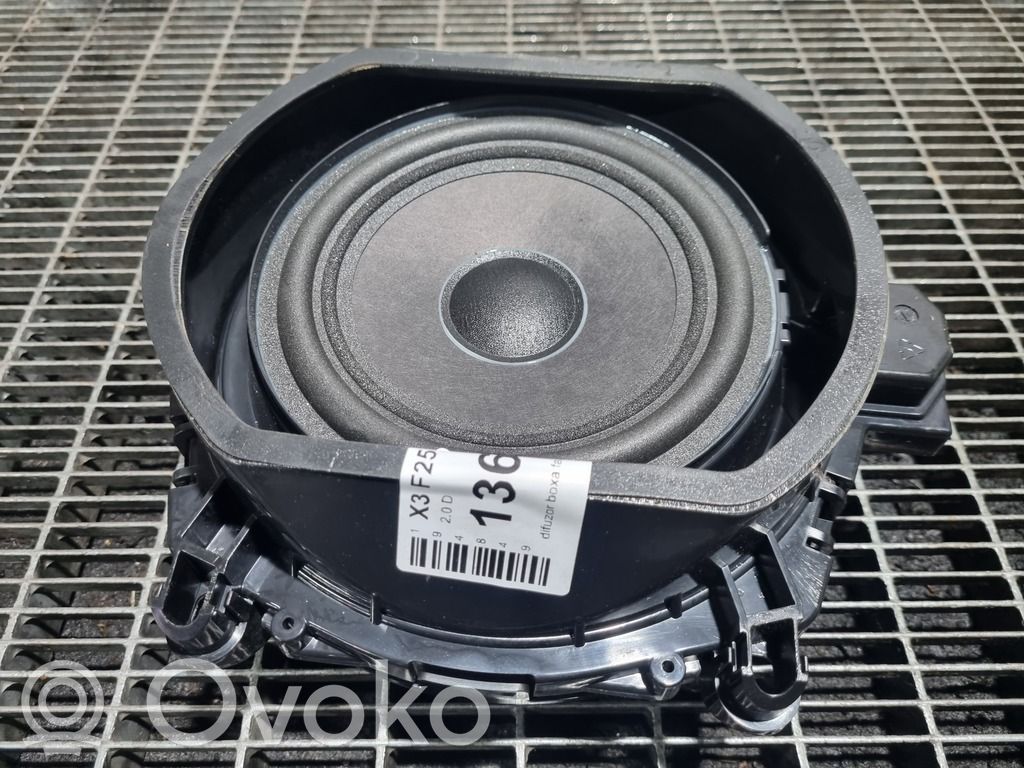 BMW X3 F25 Etuoven kaiutin 