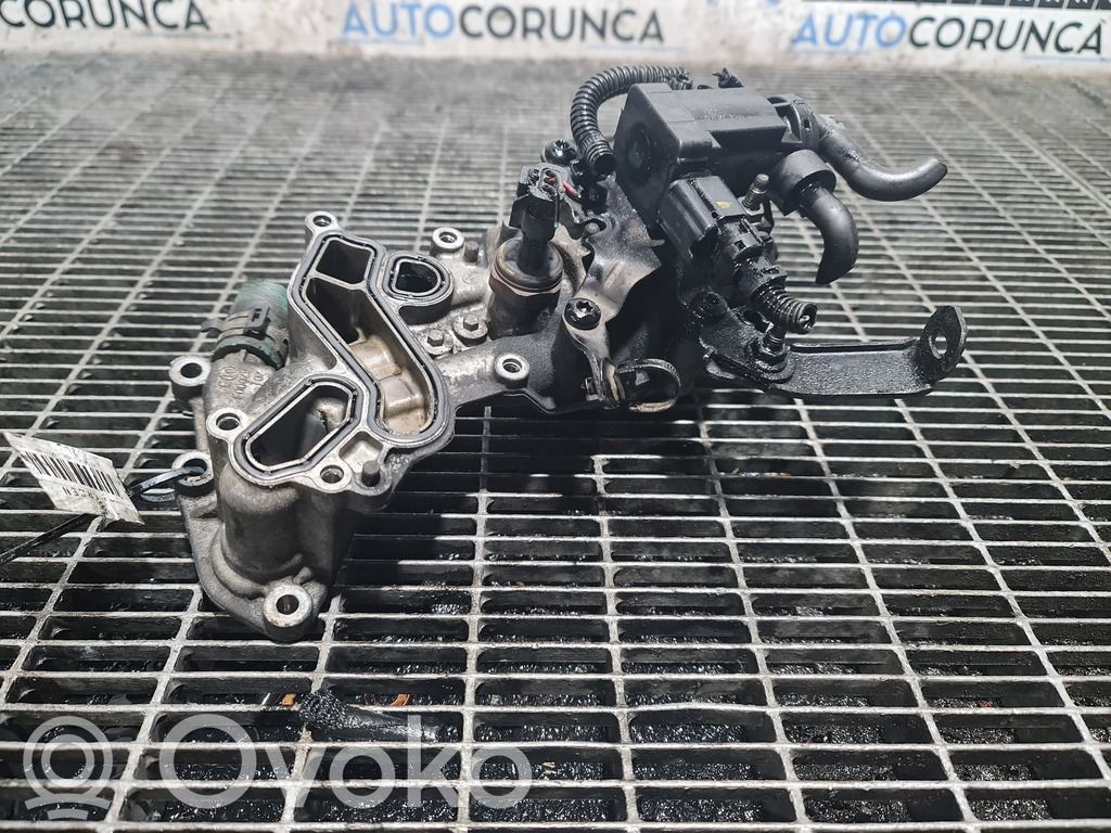 Citroen C4 Cactus Soporte de montaje del filtro de aceite 