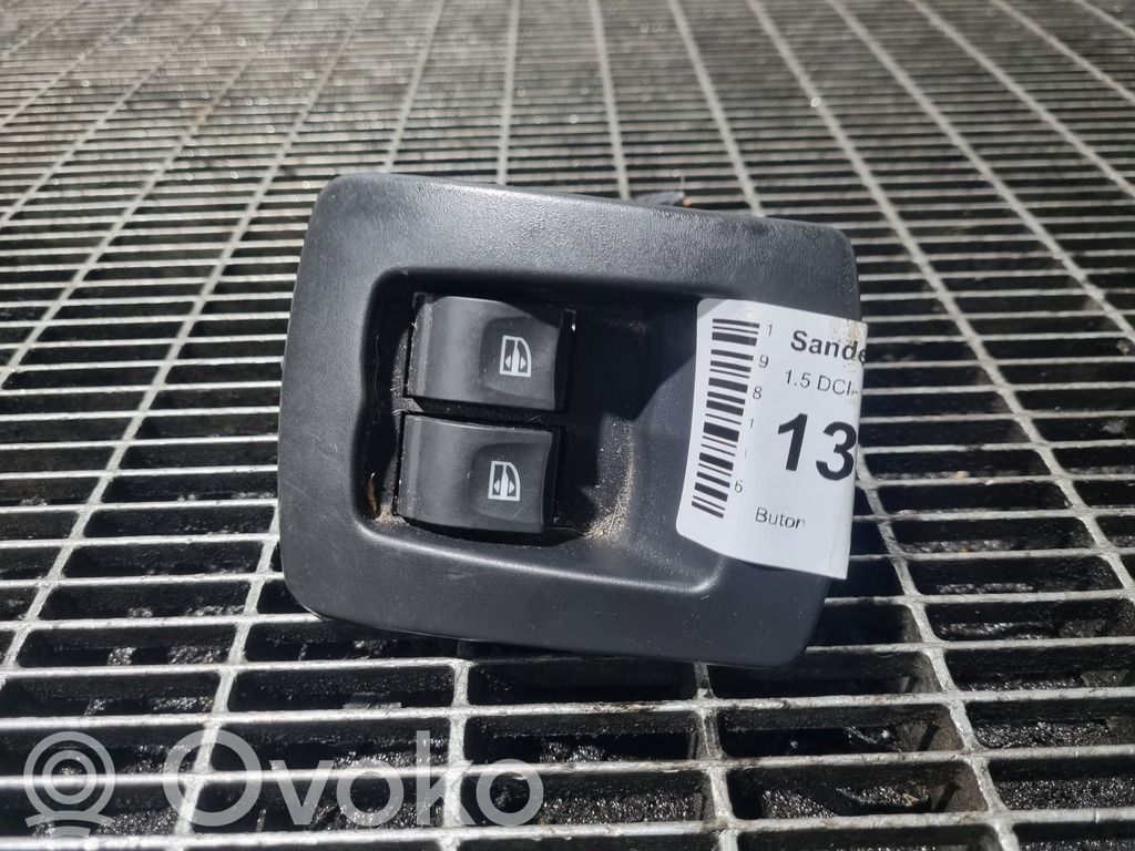 Dacia Sandero II Interruptor de encendido/apagado del airbag de pasajero 