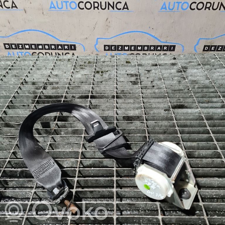 Ford Kuga II Cinturón trasero 