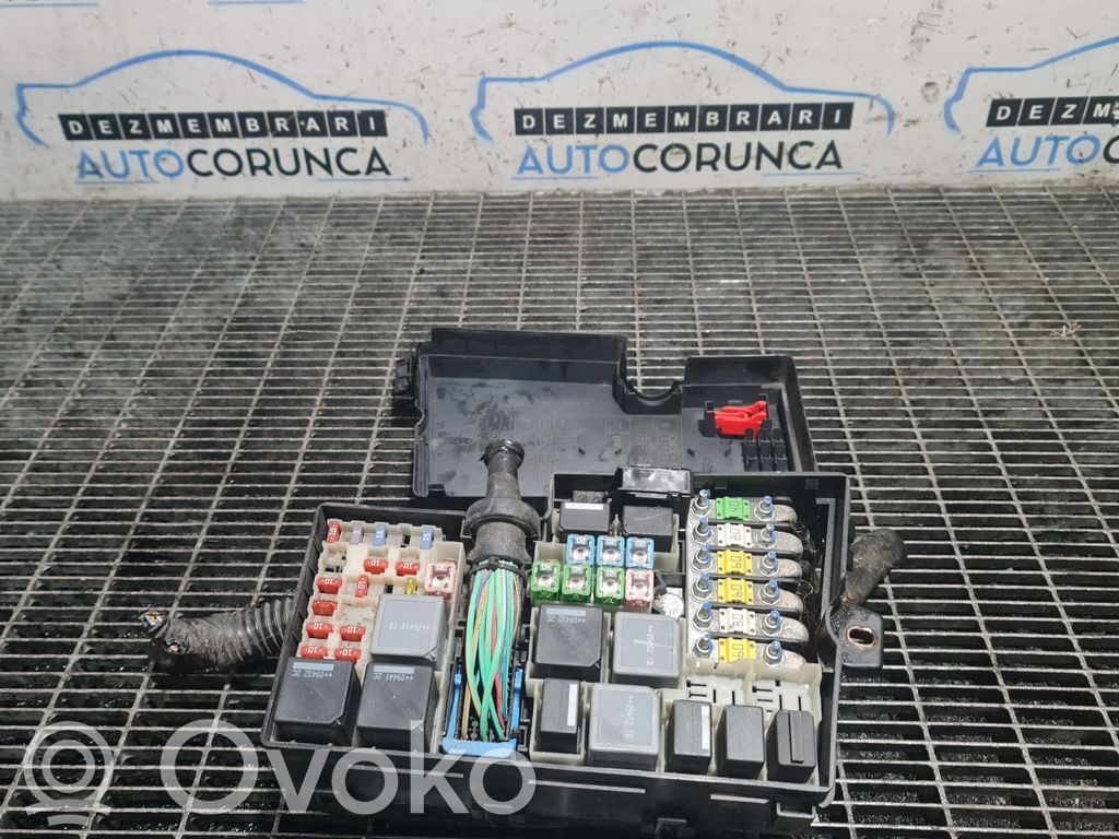 Ford Kuga I Fuse box set 