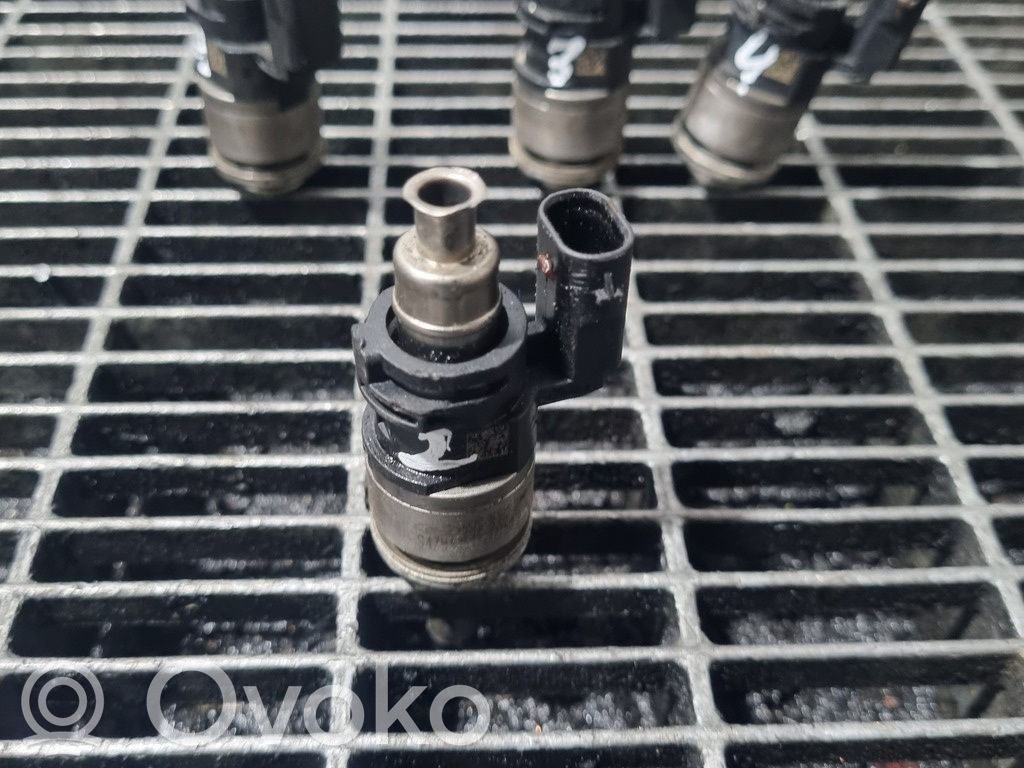 Ford Kuga II Inyector de combustible 