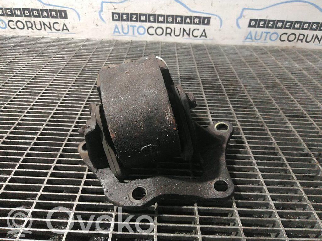 Hyundai Santa Fe Engine mounting bracket 