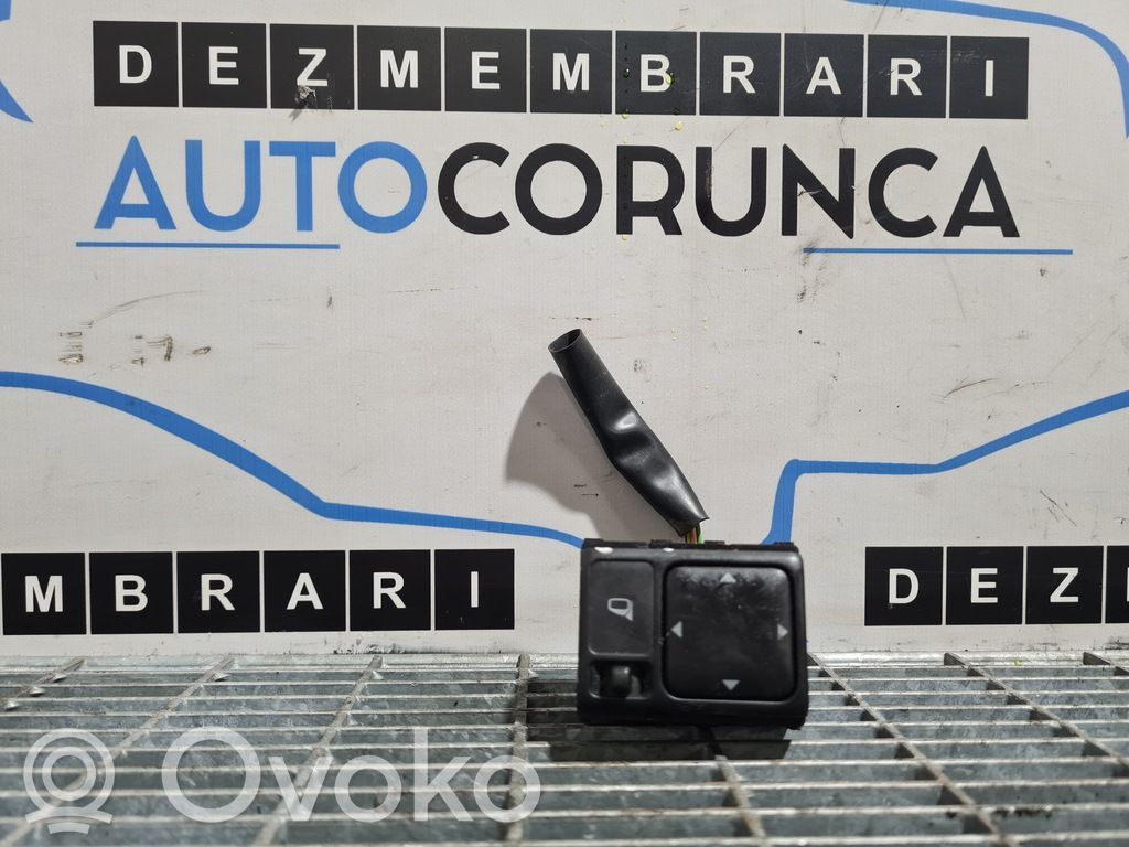 Nissan Navara D40 Interruptor del espejo lateral 