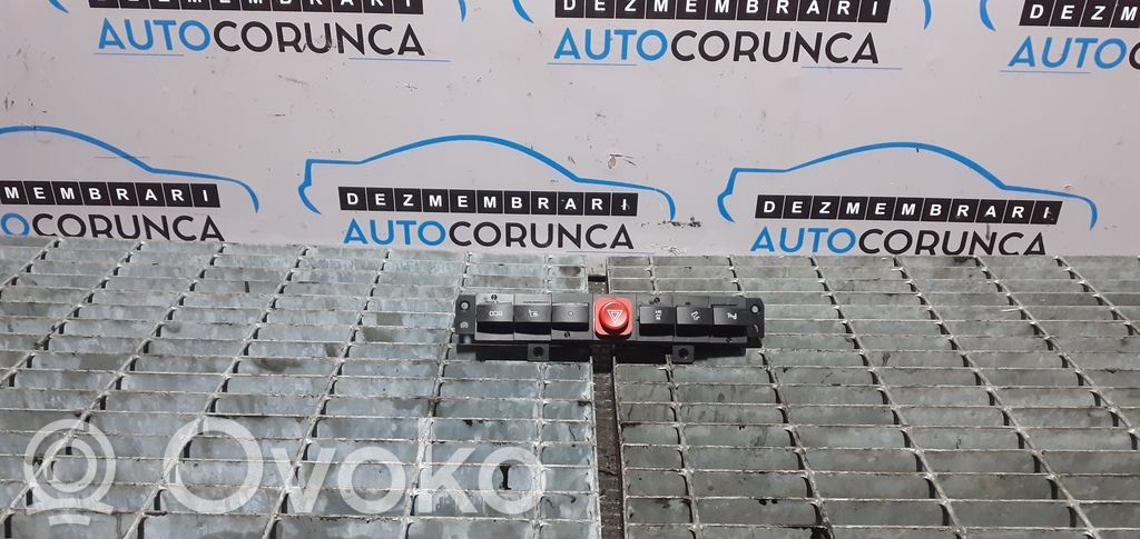 Multifunctional control switch/knob   4810056