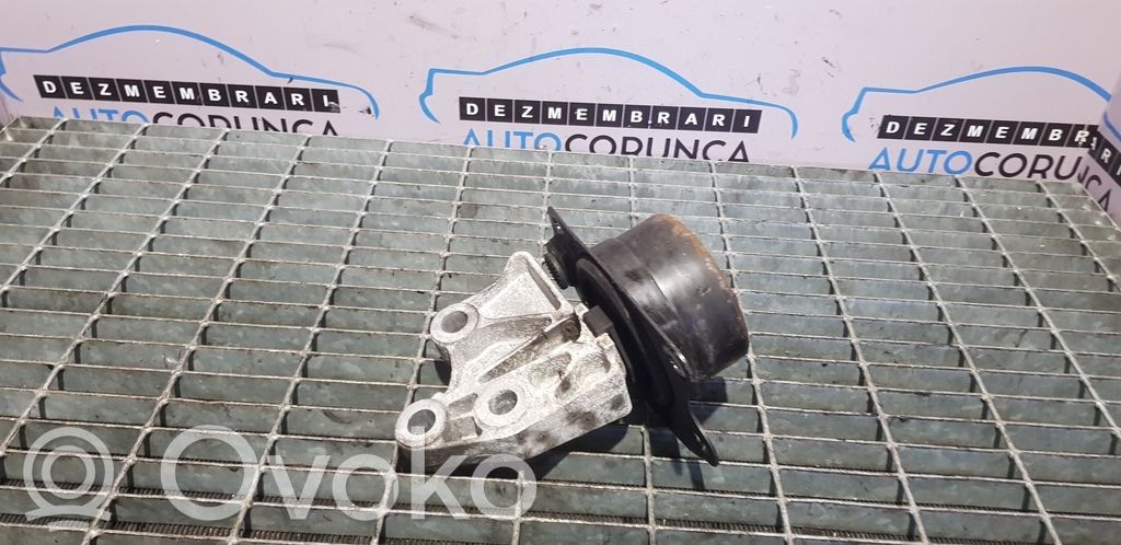 Opel Antara Engine mounting bracket 