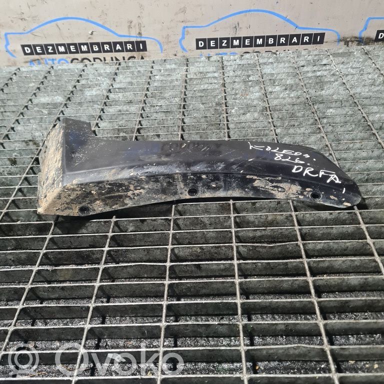 Renault Koleos I Fender end trim 