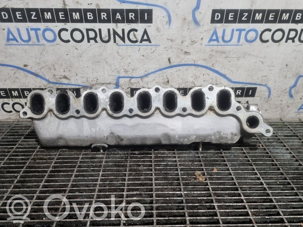 Toyota RAV 4 (XA20) Colector de admisión 