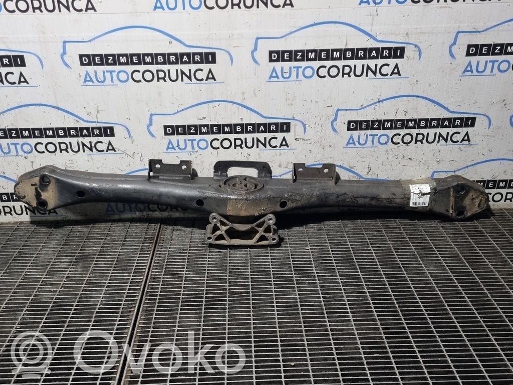 Volkswagen Touareg I Front bumper cross member 