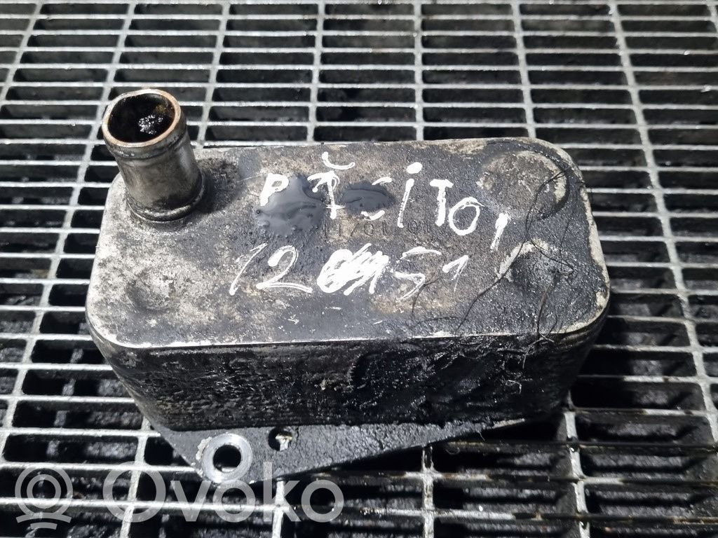 Land Rover Freelander Engine oil radiator 