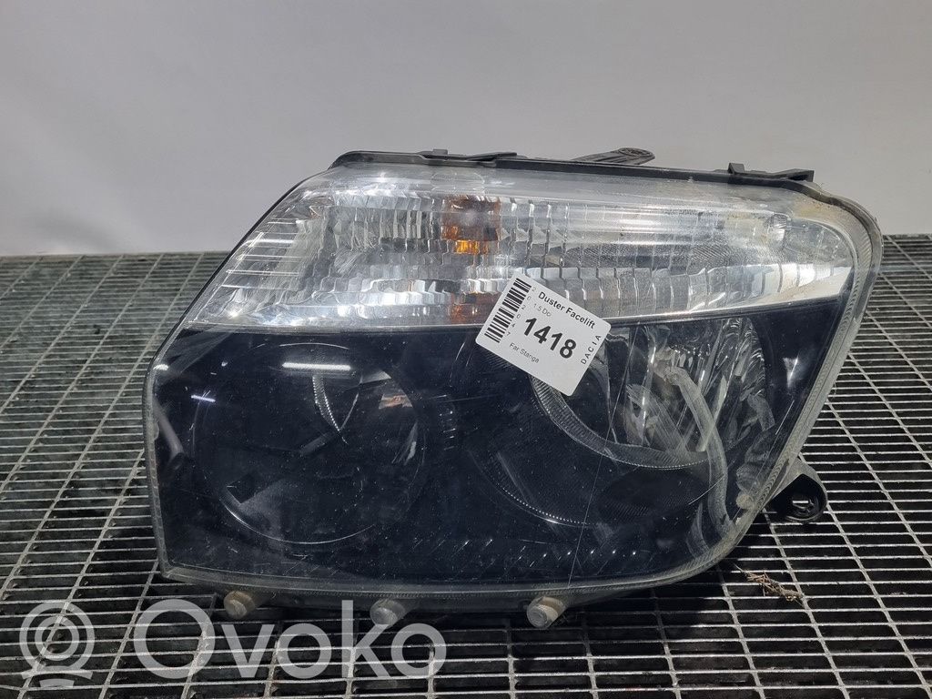 Dacia Duster Headlight/headlamp 