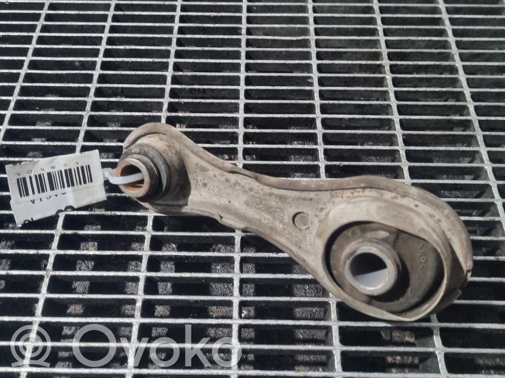 Dacia Sandero II Engine mounting bracket 