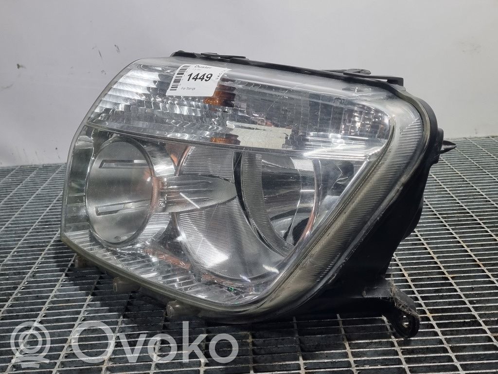 Dacia Duster Headlight/headlamp 
