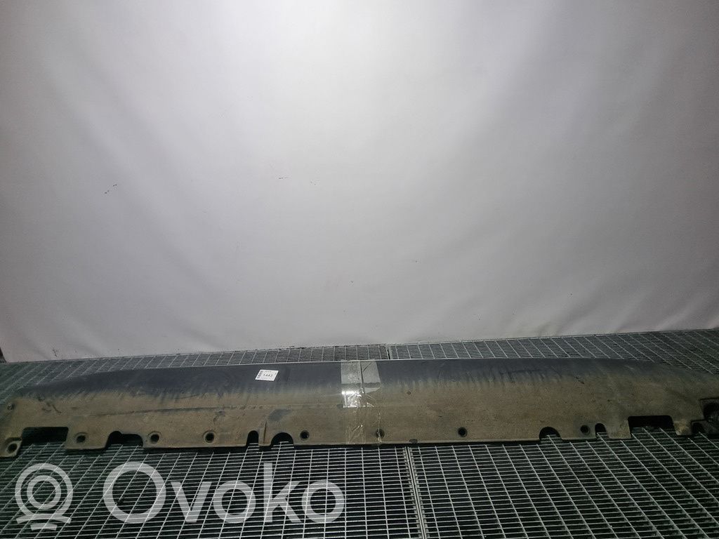 BMW X5 E70 Sill 