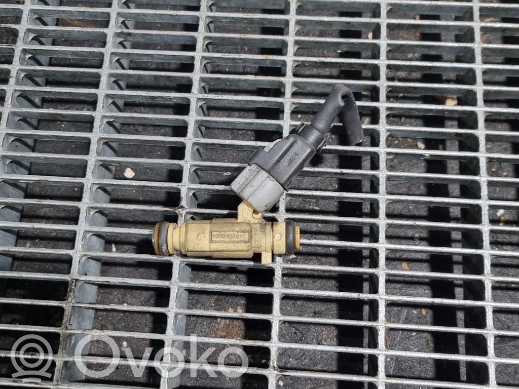 Hyundai Tucson JM Inyector de combustible 