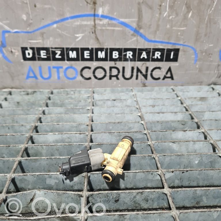 Hyundai Tucson JM Inyector de combustible 