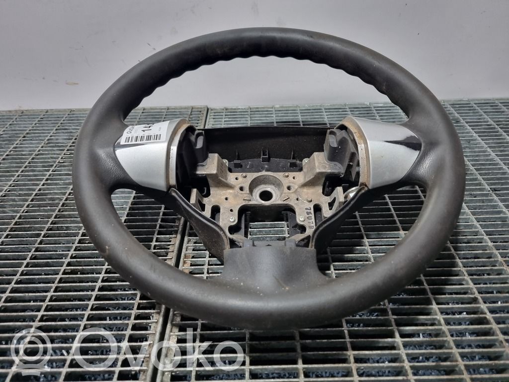 Mitsubishi Outlander Stūre 