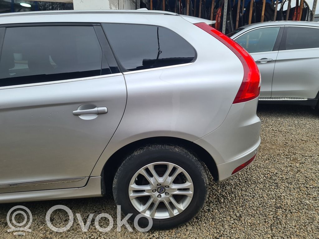 Volvo XC60 Galinės durys 