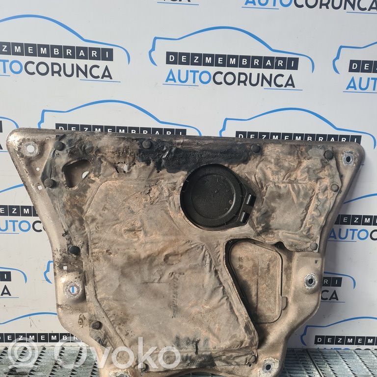 BMW X5 E70 Engine splash shield/under tray 