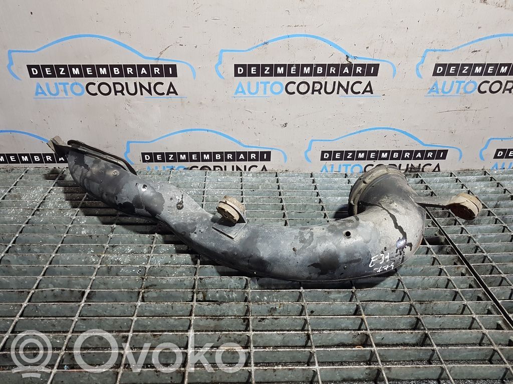 BMW 5 E39 Välijäähdyttimen letku 