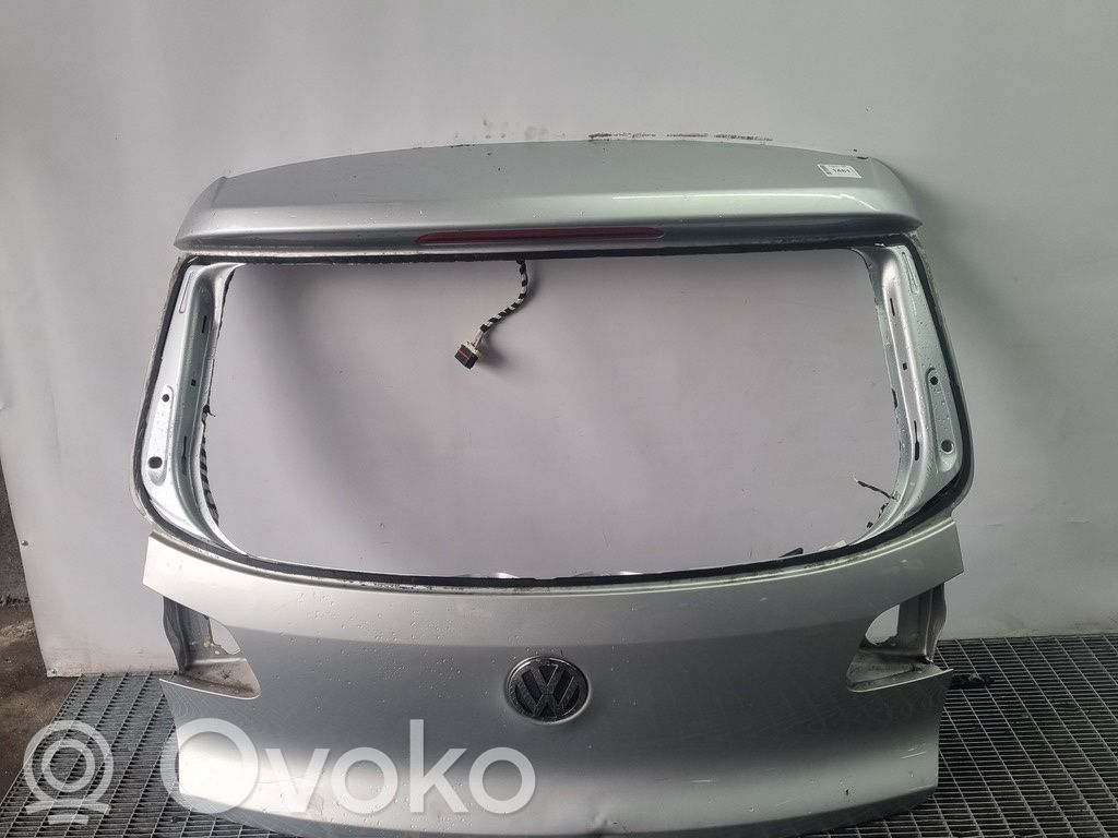 Tylna klapa bagażnika   5N0827025G