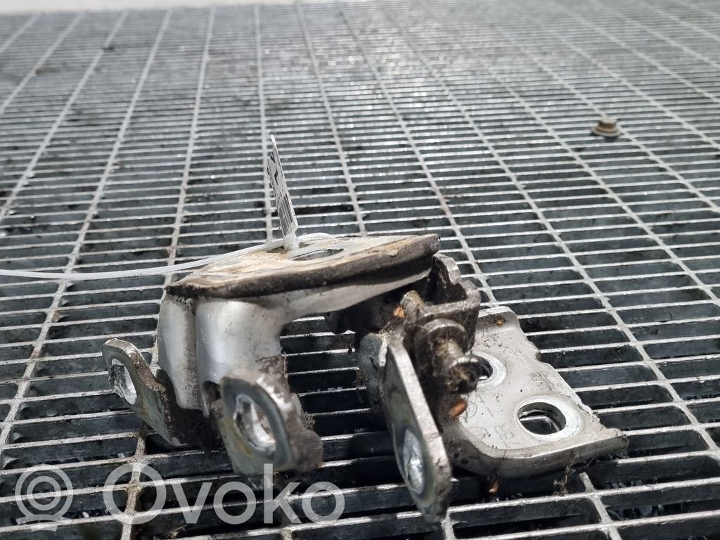 Front door hinges set