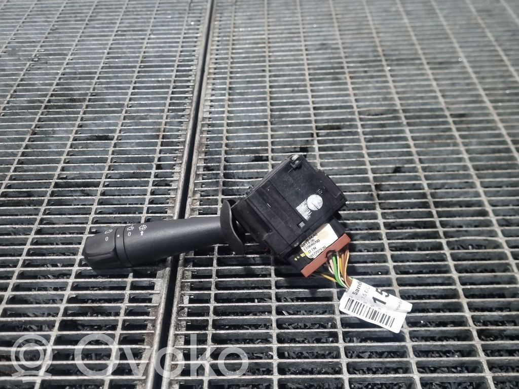 Dacia Sandero II Interruptor del limpiaparabrisas 