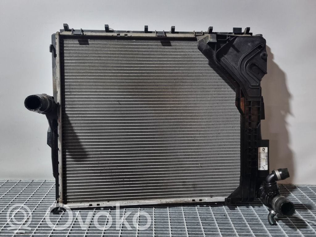 BMW X3 E83 Coolant radiator 