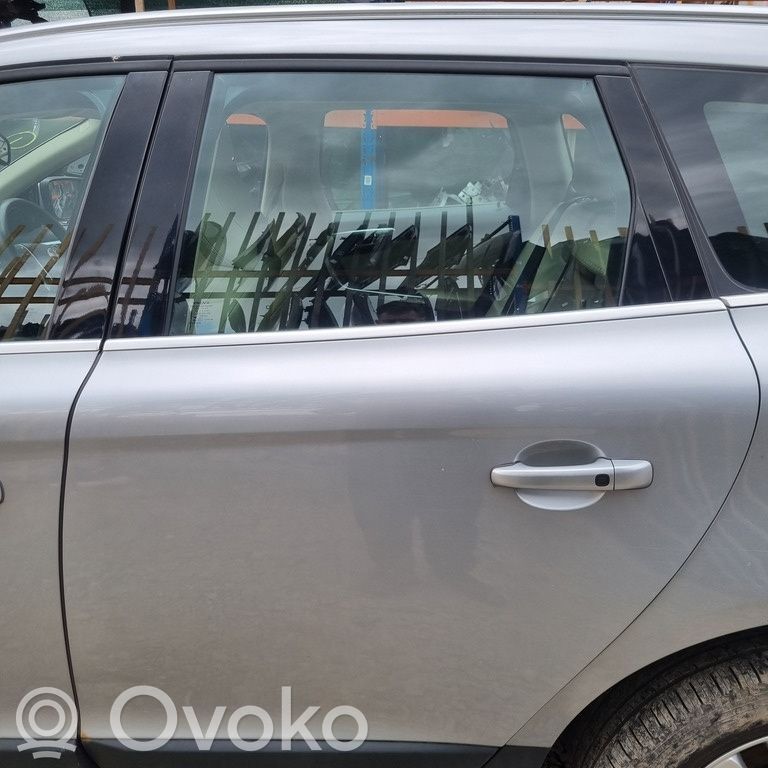 Volvo XC60 Galinės durys 