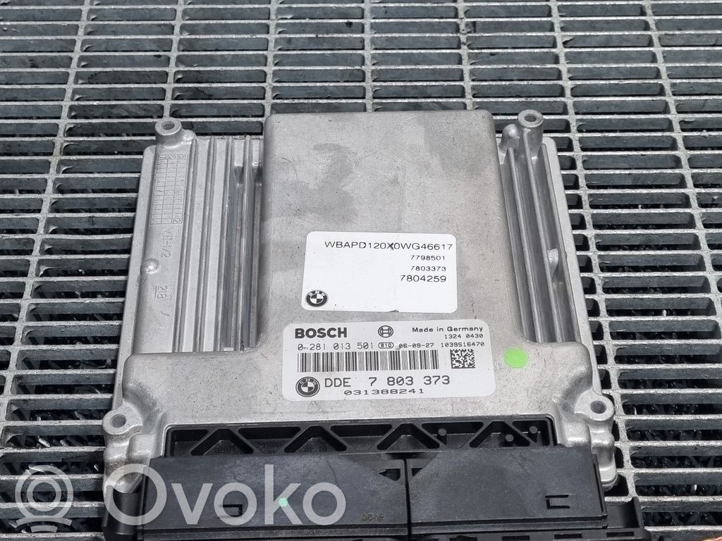 BMW X3 E83 Блок управления двигателем ECU 