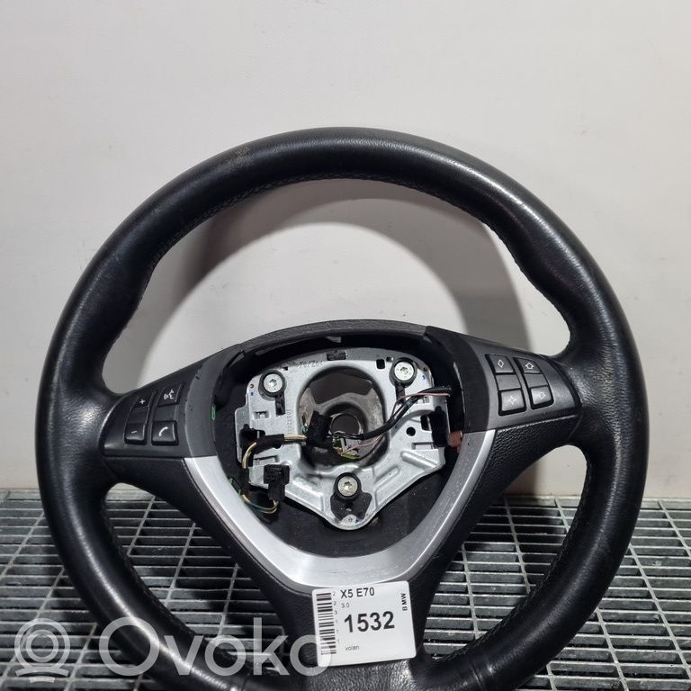 Steering wheel   3385E701