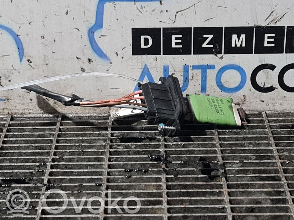 Dacia Duster Rezystor / Opornik dmuchawy nawiewu 