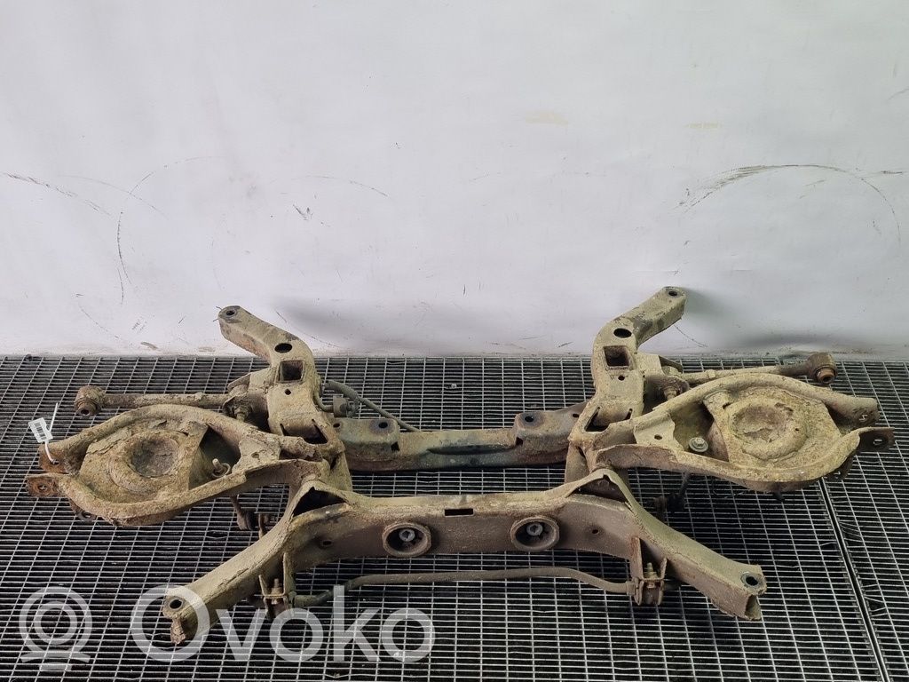 Opel Antara Punte spate 
