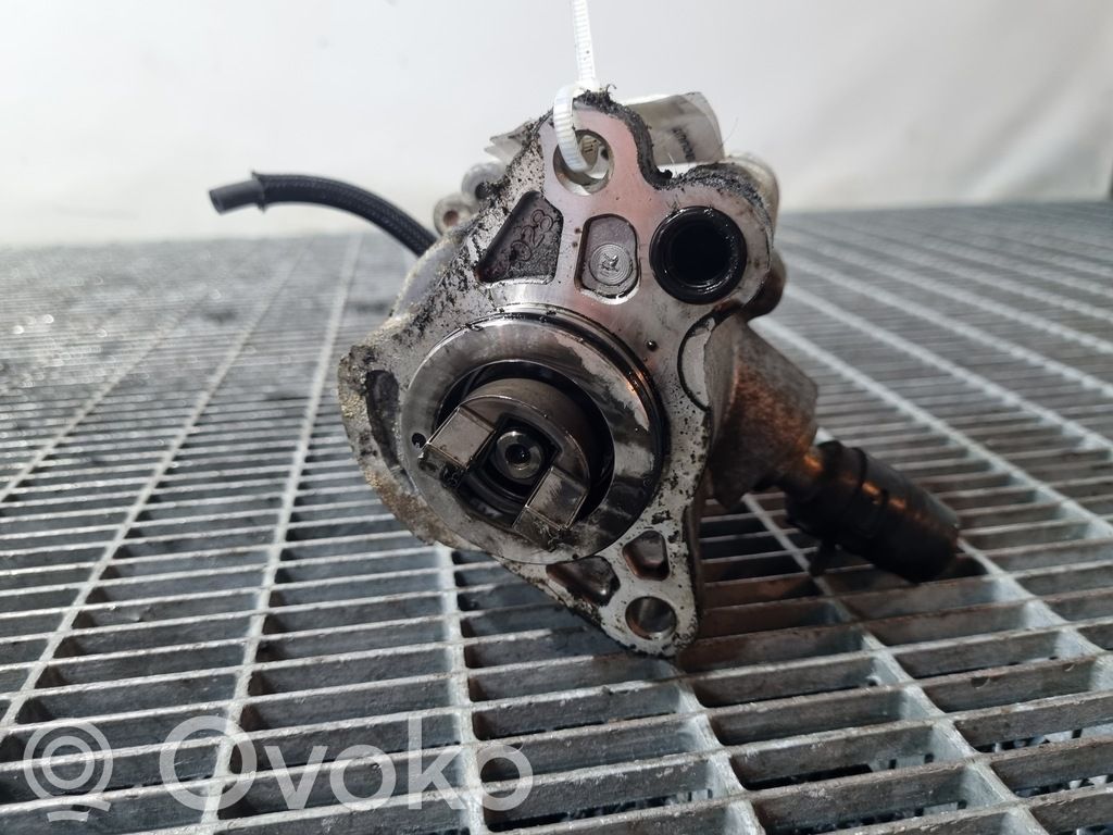 Toyota RAV 4 (XA20) Pompă vacuum 