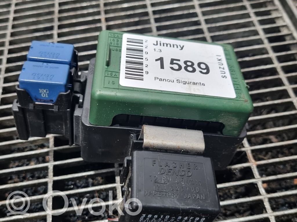 Suzuki Jimny Skrzynka bezpieczników / Komplet