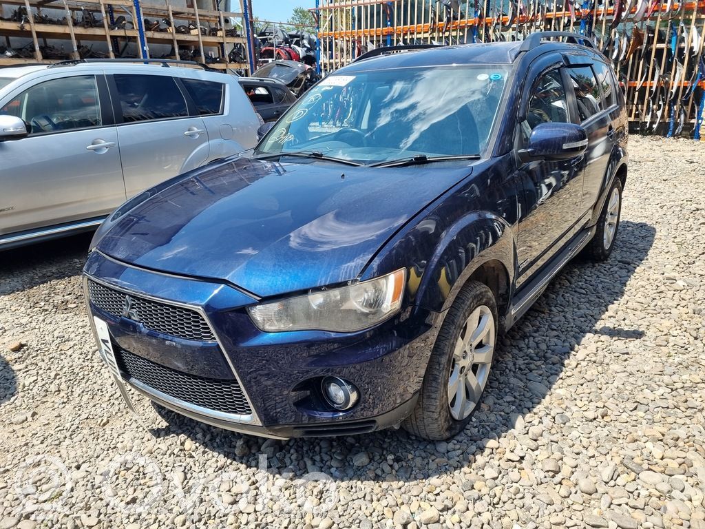 Mitsubishi Outlander Zamek drzwi tylnych 