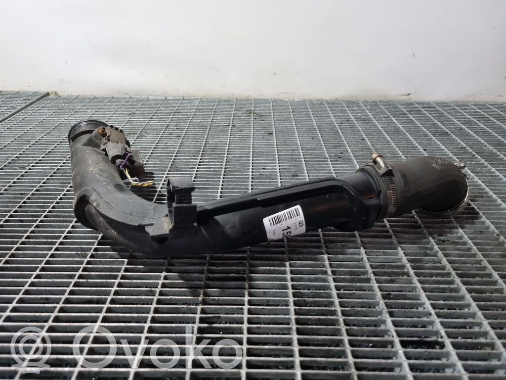 Audi Q3 8U Tubo flessibile intercooler