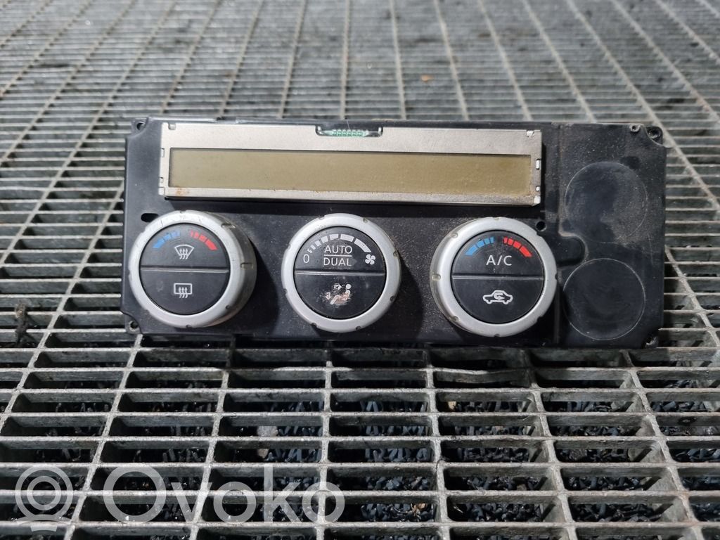 Nissan Navara D40 Panel klimatyzacji 
